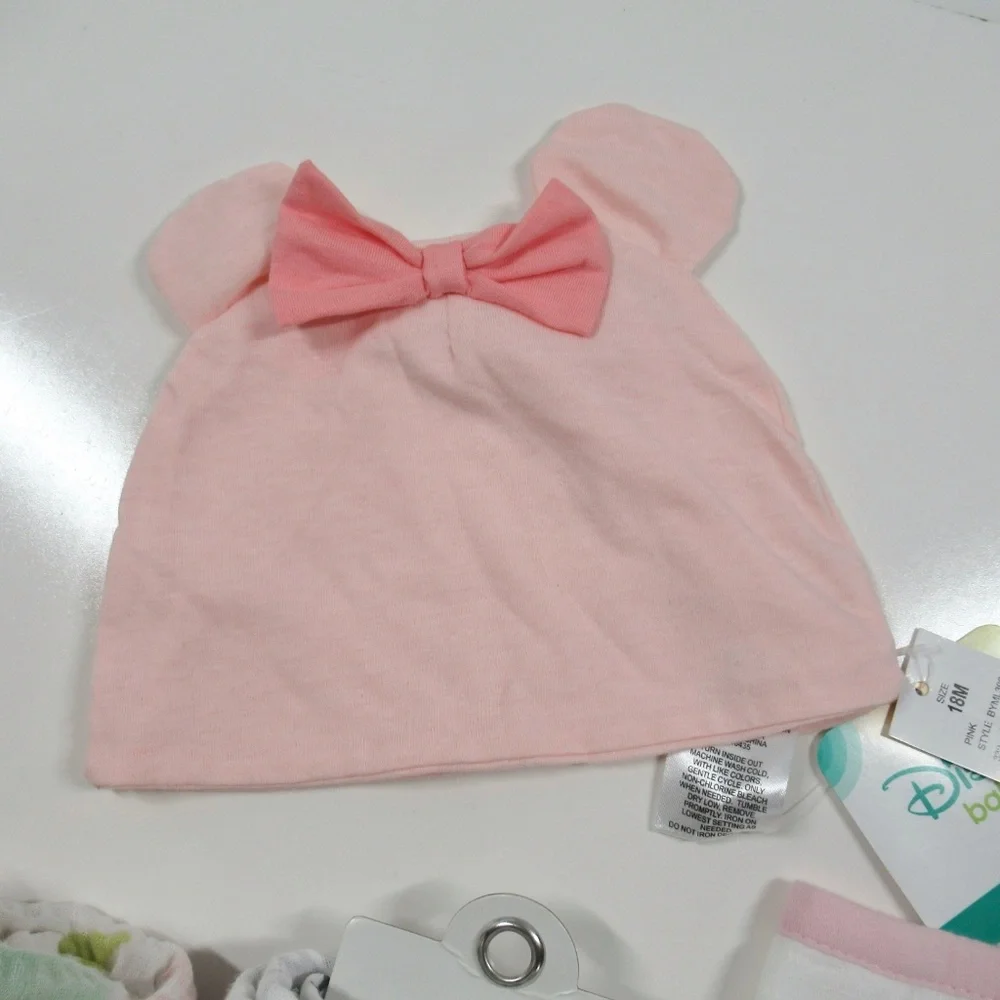 Baby Girl Muslin Blankets and Bandana Bib 6pc Lot